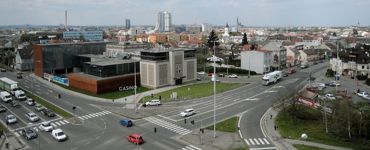 Theatre Hotel Olomouc Exterior foto